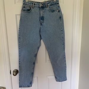 light wash jeans
